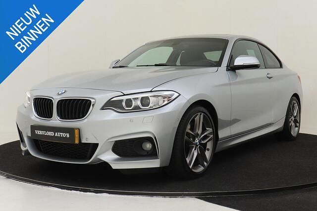 Grijs Gebruikt 2017 BMW 230 M Sport Coupé | € 31.890 - Afbeelding 1/4