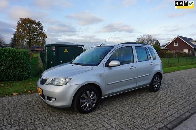 Occasion Mazda 2 Exclusive 80 PK (58 kW) 2003 Grijs MPV