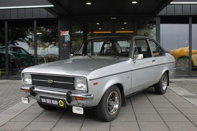 Grijs Gebruikt 1977 Ford Escort Ghia | € 14.990 - Afbeelding 1/4