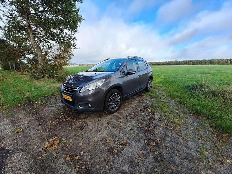 Grijs Gebruikt 2014 Peugeot 2008 SUV | € 4.500 (Eerlijke prijs) - Afbeelding 1/4