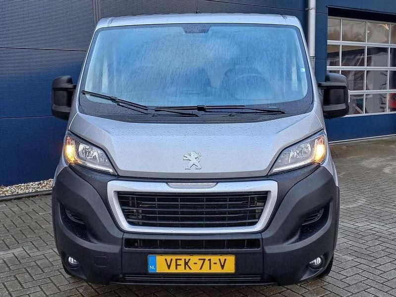 Occasion Peugeot Boxer 140 PK (102 kW) 2020 Grijs Van
