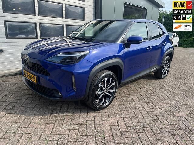 Blauw Gebruikt 2023 Toyota Yaris Cross Business Edition SUV | € 26.900 (Eerlijke prijs) - Afbeelding 1/4