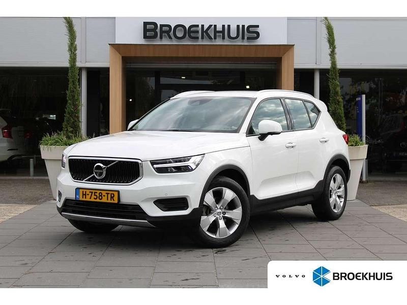 Wit Gebruikt 2020 Volvo XC40 Inscription SUV | € 33.900 (Eerlijke prijs) - Afbeelding 1/4