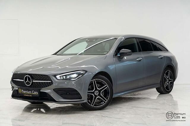 Grijs Occasion 2021 Mercedes CLA250e AMG Sedan | € 27.900 (Goede deal) - Afbeelding 1/4