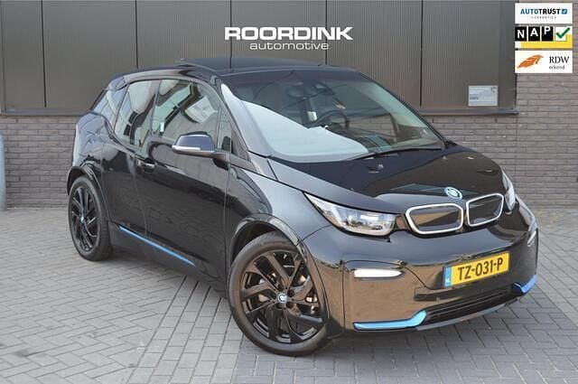 Zwart, metallic lak Gebruikt 2018 BMW i3 Comfort Edition Hatchback | € 13.200 (Goede deal) - Afbeelding 1/4