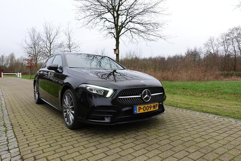 Occasion Mercedes A250 Premium Plus 262 PK (192 kW) 2020 Zwart Hatchback