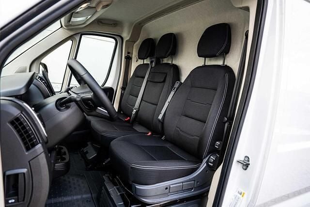 Occasion Citroën Jumper 140 PK (102 kW) 2024 Wit MPV