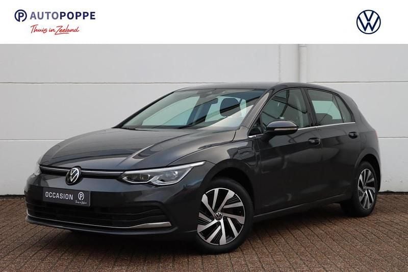 Hatchback Gebruikt 2021 VW Golf VIII Style Hatchback | € 21.950 (Super prijs) - Afbeelding 1/4