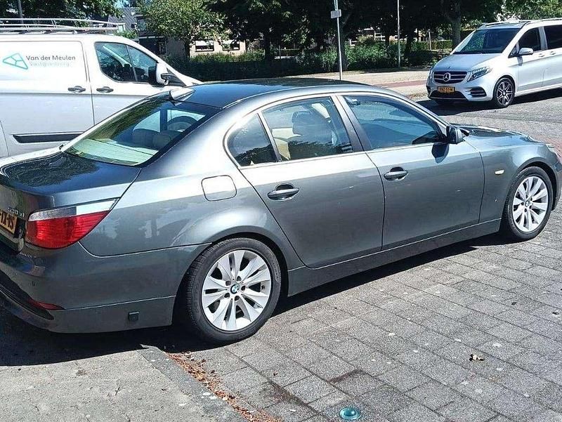 Occasion BMW 530 258 PK (189 kW) 2007 Grijs Sedan