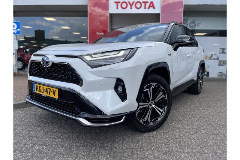 Gebruikt 2024 Toyota RAV4 Hybrid Style SUV | € 54.045 (Duur) - Afbeelding 1/1