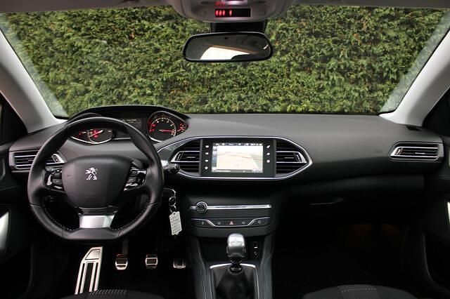 Occasion Peugeot 308 SW Premium 131 PK (96 kW) 2017 Grijs (metallic) Stationwagen