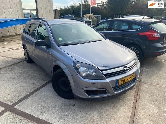 Grijs Gebruikt 2007 Opel Astra Edition Stationwagen | € 575 (Eerlijke prijs) - Afbeelding 1/4