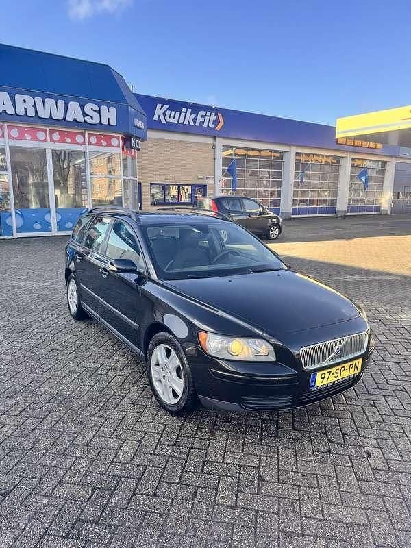Zwart Gebruikt 2006 Volvo V50 Stationwagen | € 1.000 (Super prijs) - Afbeelding 1/4