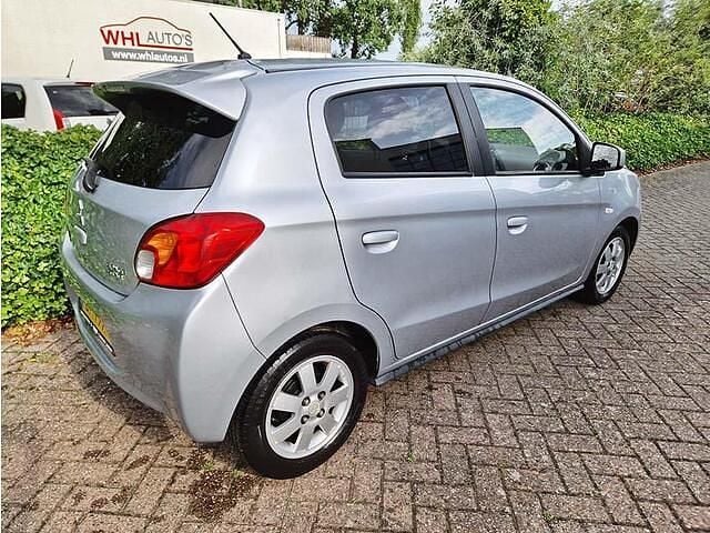 Grijs Gebruikt 2015 Mitsubishi Space Star Hatchback | € 5.500 (Eerlijke prijs) - Afbeelding 1/4