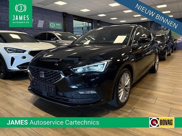 Zwart Gebruikt 2021 Seat Leon FR Hatchback | € 20.950 (Goede deal) - Afbeelding 1/4