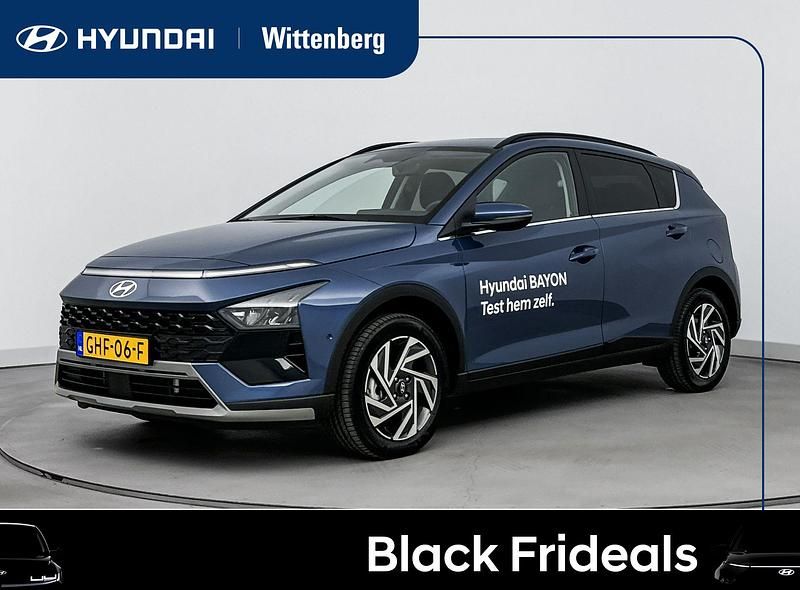 Blauw Gebruikt 2024 Hyundai Bayon Premium SUV | € 26.400 (Duur) - Afbeelding 1/3
