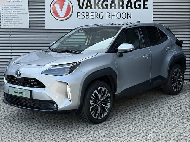 Zilver Gebruikt 2021 Toyota Yaris Cross Executive SUV | € 24.950 (Goede deal) - Afbeelding 1/4