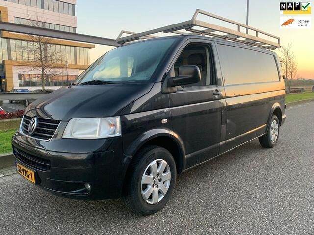 Zwart Gebruikt 2009 VW T5 Trendline Van | € 4.999 (Eerlijke prijs) - Afbeelding 1/4