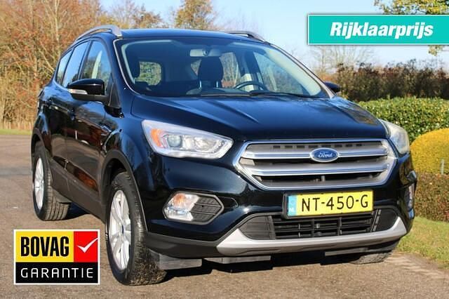 Zwart Gebruikt 2017 Ford Kuga Trend SUV | € 11.850 (Eerlijke prijs) - Afbeelding 1/4