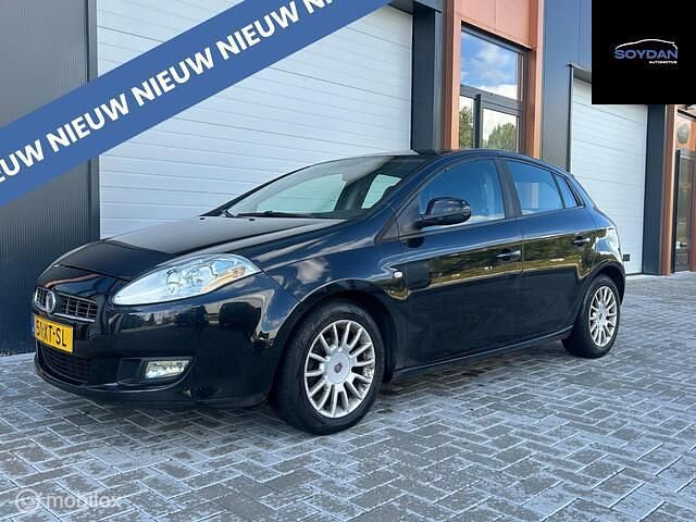 Zwart Gebruikt 2007 Fiat Bravo Hatchback | € 999 (Goede deal) - Afbeelding 1/4