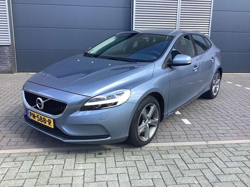 Blauw Gebruikt 2017 Volvo V40 Stationwagen | € 16.960 (Goede deal) - Afbeelding 1/4