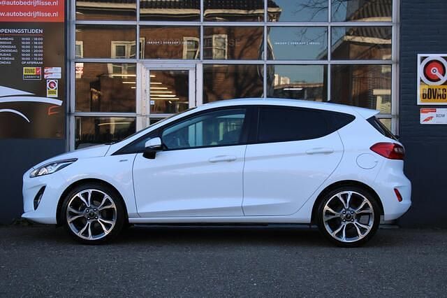Occasion Ford Fiesta Trend 86 PK (63 kW) 2017 Wit Hatchback
