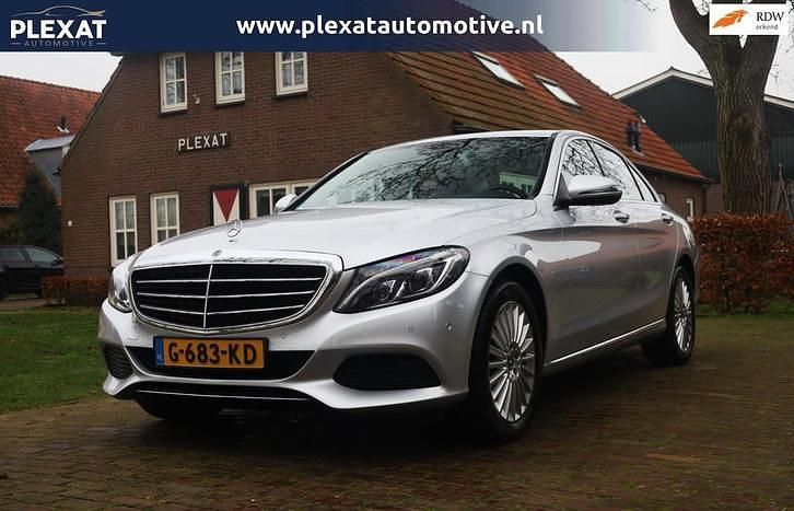 Gebruikt 2018 Mercedes C180 Premium Plus | € 21.945 (Super prijs) - Afbeelding 1/4