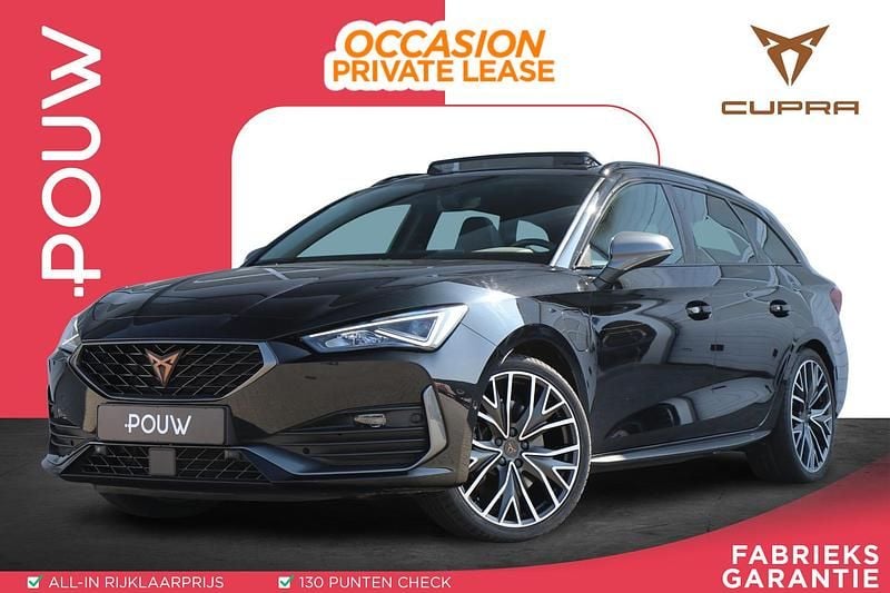 Zwart, metallic lak Gebruikt 2024 Cupra Leon VZ Stationwagen | € 33.450 (Eerlijke prijs) - Afbeelding 1/3