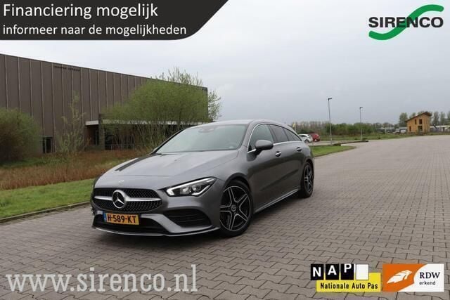 Grijs Gebruikt 2020 Mercedes CLA200 Shooting Brake AMG Stationwagen | € 23.939 (Goede deal) - Afbeelding 1/4