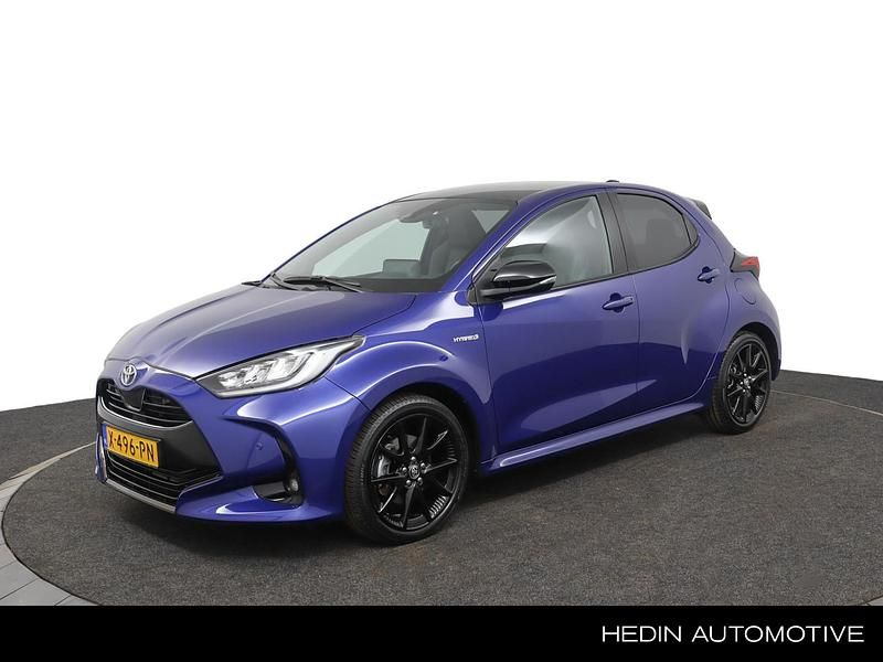 Occasion Toyota Yaris Hybrid Executive 116 PK (85 kW) 2024 Blauw Hatchback