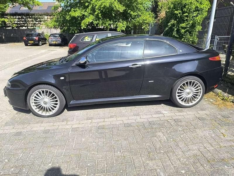 Occasion Alfa Romeo GT Progression 150 PK (110 kW) 2008 Zwart Coupé