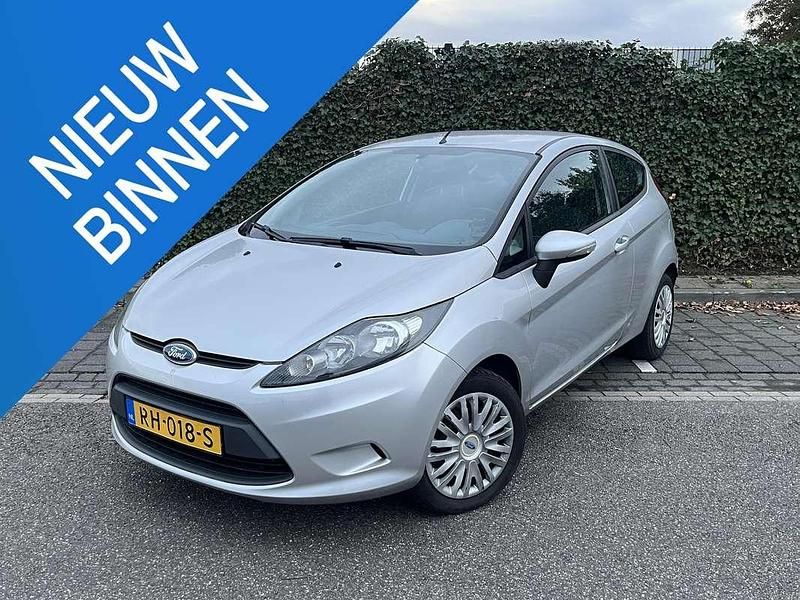 Grijs Gebruikt 2010 Ford Fiesta Trend Hatchback | € 1.650 (Super prijs) - Afbeelding 1/4