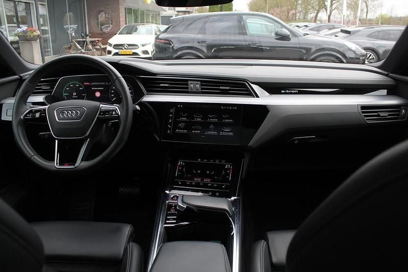 Occasion Audi e-tron 230 kW (313 PK) 2021 Zwart SUV