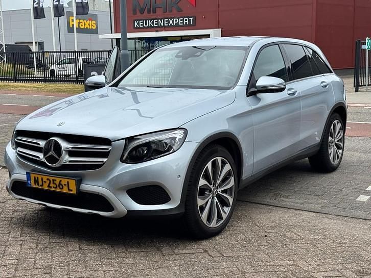 Occasion 2017 Mercedes GLC250 | € 25.000 - Afbeelding 1/4