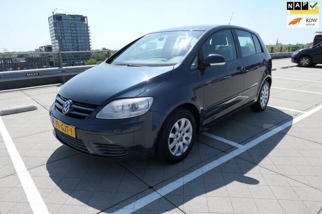 Grijs Gebruikt 2008 VW Golf Plus Comfortline MPV | € 4.995 (Eerlijke prijs) - Afbeelding 1/4