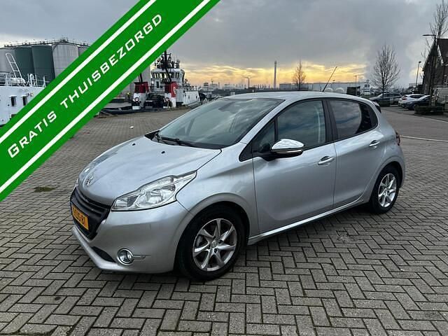 Grijs (metallic) Occasion 2015 Peugeot 208 Style Hatchback | € 6.950 (Super prijs) - Afbeelding 1/4