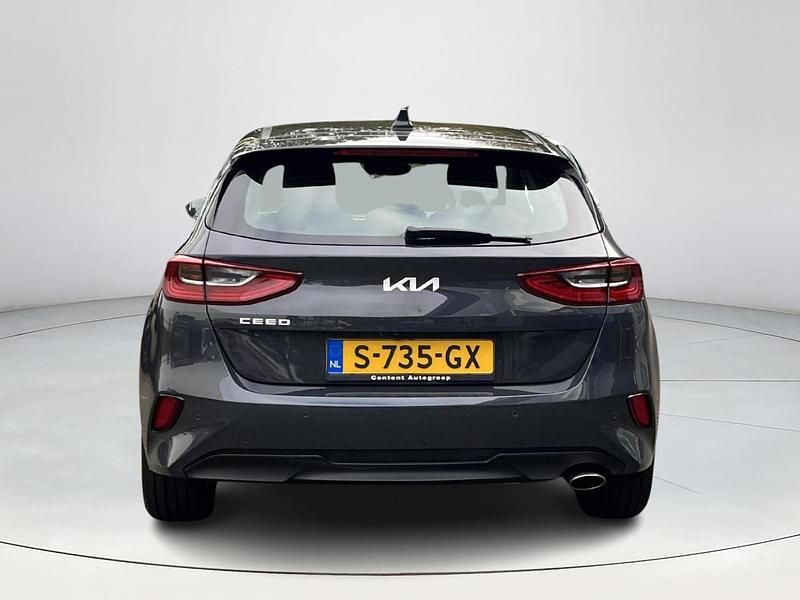 Occasion Kia Ceed 120 PK (88 kW) 2023 Grijs Hatchback