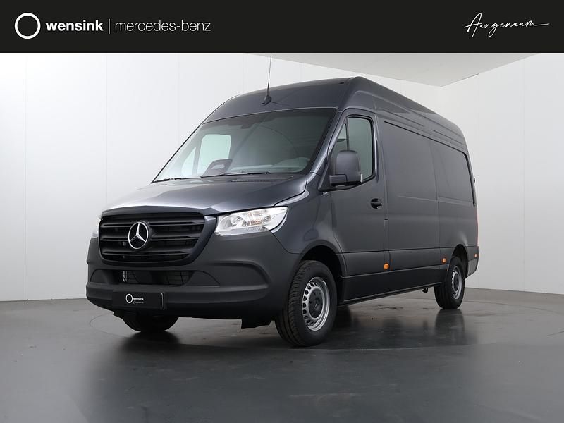 Grijs Nieuw 2025 Mercedes Sprinter Van | € 69.950 - Afbeelding 1/4