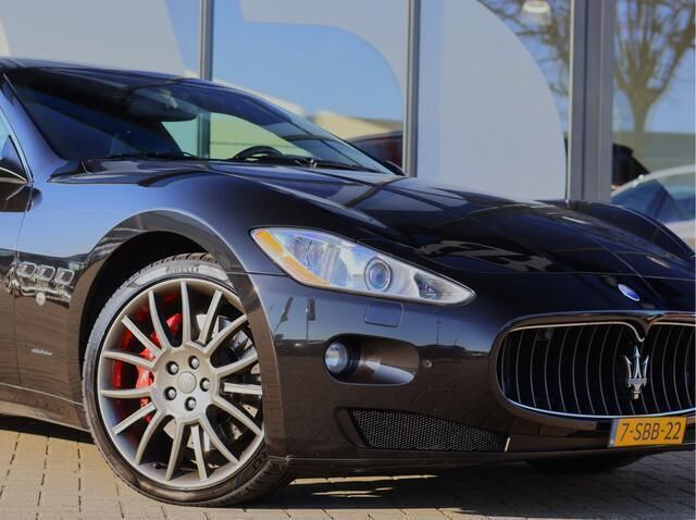 Occasion Maserati Granturismo 439 PK (322 kW) 2009 Zwart Coupé