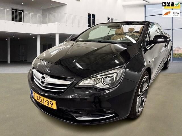 Zwart Occasion 2014 Opel Cascada Cosmo Cabriolet | € 7.999 (Eerlijke prijs) - Afbeelding 1/4