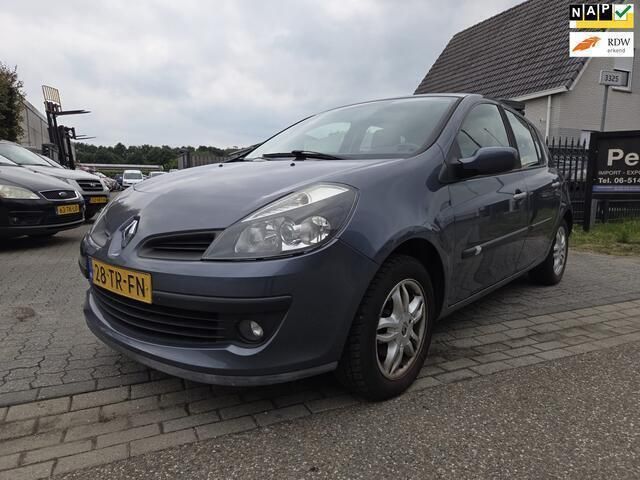Blauw Gebruikt 2007 Renault Clio II Exception Hatchback | € 1.450 - Afbeelding 1/4