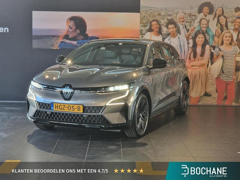 Grijs Occasion 2025 Renault Megane E-Tech Evolution Hatchback | € 32.695 (Duur) - Afbeelding 1/4