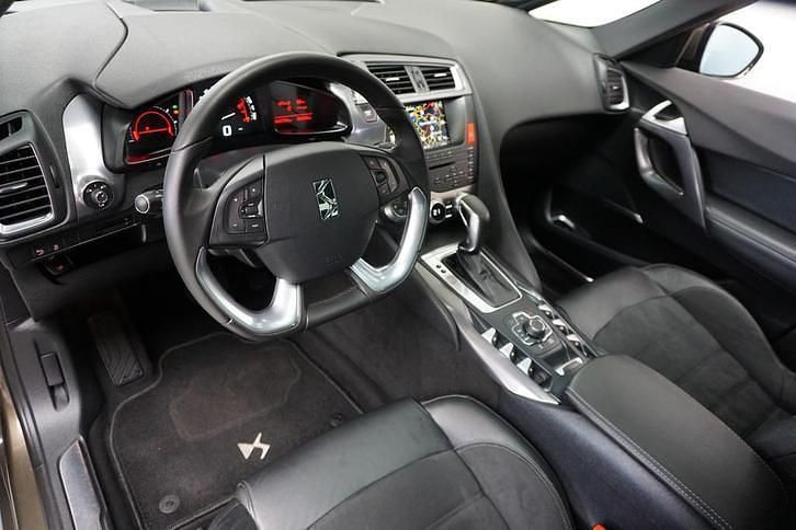 Occasion Citroën DS5 Business Class 157 PK (115 kW) 2013 Bruin Hatchback