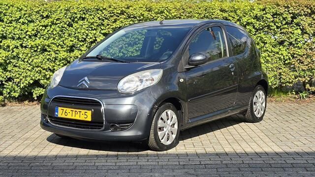 Grijs Occasion 2012 Citroën C1 SELECTION Hatchback | € 2.799 (Eerlijke prijs) - Afbeelding 1/4