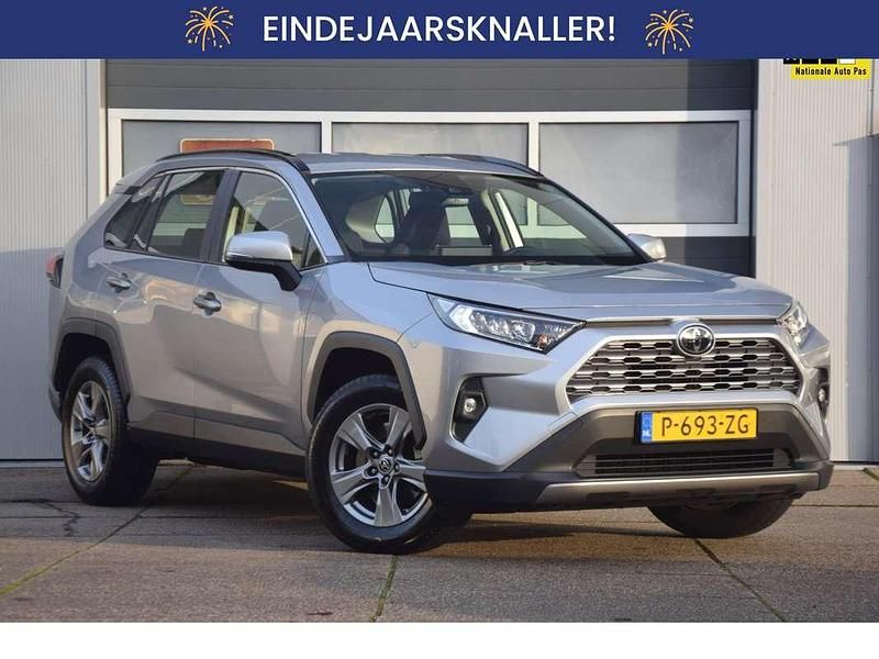 Grijs Gebruikt 2022 Toyota RAV4 Active SUV | € 29.200 (Goede deal) - Afbeelding 1/4