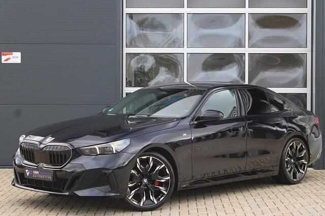 Occasion BMW 520 M Sport 191 PK (140 kW) 2024 Zwart Sedan