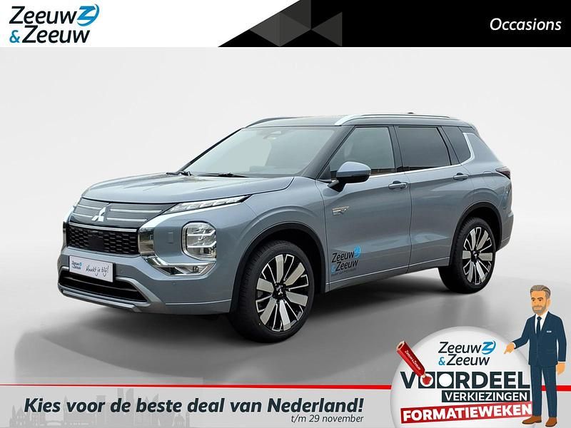 Grijs Nieuw 2025 Mitsubishi Outlander P-HEV Instyle SUV | € 61.500 (Duur) - Afbeelding 1/4