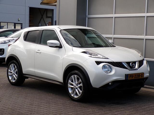 Wit Gebruikt 2017 Nissan Juke Acenta SUV | € 11.450 (Eerlijke prijs) - Afbeelding 1/4