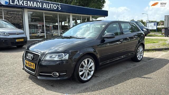 Zwart Gebruikt 2012 Audi A3 Sportback Ambition Hatchback | € 9.750 (Duur) - Afbeelding 1/4
