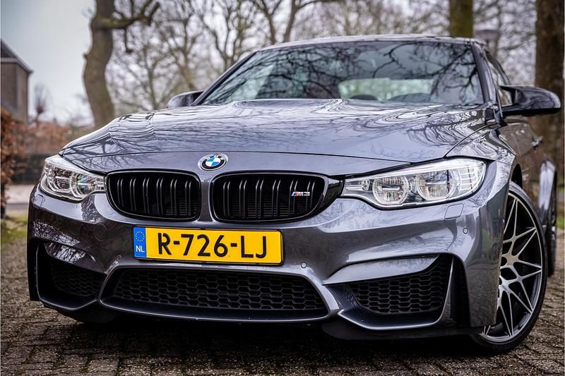Occasion BMW M3 Comfort Edition 432 PK (317 kW) 2017 Grijs Sedan